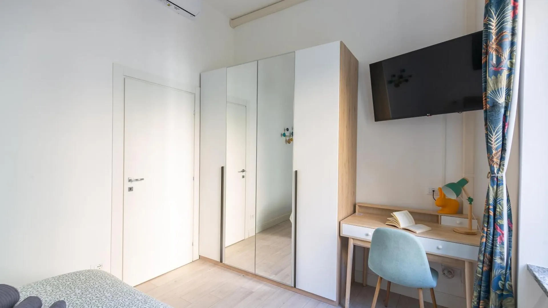 Ourjoy Condo, Free Parking, Ac, Strong Wifi - M Gioia47, Central Station, Porta Nuova, 밀라노 아파트